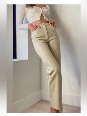 Aritzia Wilfred The Melina Vegan Faux Leather Oxford Tan Pants Size 8